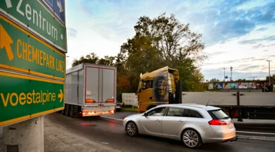 Metallerstreik: Massive Staus im Linzer Frühverkehr FOKE-2023110808031014-017.jpg