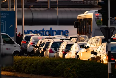 Metallerstreik: Massive Staus im Linzer Frühverkehr FOKE-2023110808311052-085.jpg