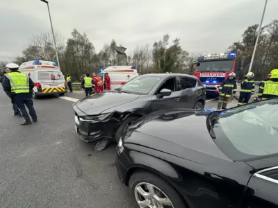 Verkehrsunfall auf der B3 endet glimpflich 1000035415.jpg