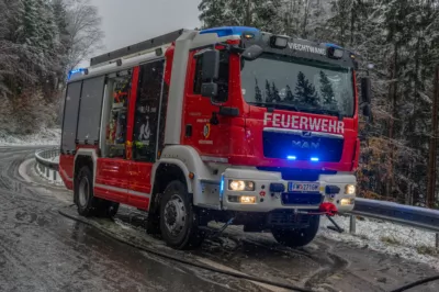 PKW-Überschlag auf Scharnsteinerstrasse fordert eine verletzte Person DSC-8427.jpg