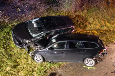 Sieben beteiligte Fahrzeuge bei Unfall auf A1 DJI-0482.jpg