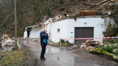 Erdrutsch zerstörte historisches Gebäude im Mühlviertel FOKE-2023122411137401110-024.jpg