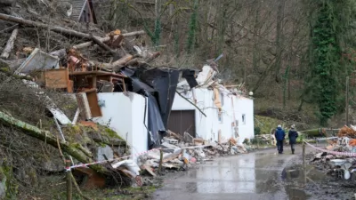 Erdrutsch zerstörte historisches Gebäude im Mühlviertel FOKE-2023122411217401112-026.jpg