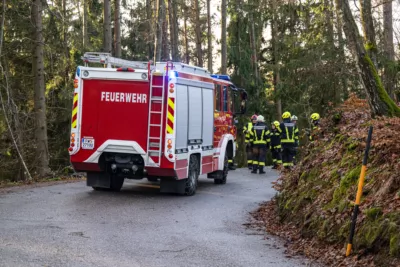 Feuerwehr Reichenau im Mühlkreis rückt zu Fahrzeugbergung aus. Fahrzeugbergung-Reichenau-6742.jpg