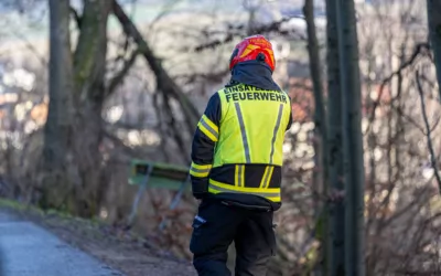 Feuerwehr Reichenau im Mühlkreis rückt zu Fahrzeugbergung aus. Fahrzeugbergung-Reichenau-6750.jpg