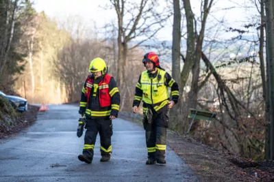 Feuerwehr Reichenau im Mühlkreis rückt zu Fahrzeugbergung aus. Fahrzeugbergung-Reichenau-6754.jpg