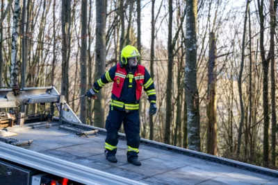 Feuerwehr Reichenau im Mühlkreis rückt zu Fahrzeugbergung aus. Fahrzeugbergung-Reichenau-6773.jpg