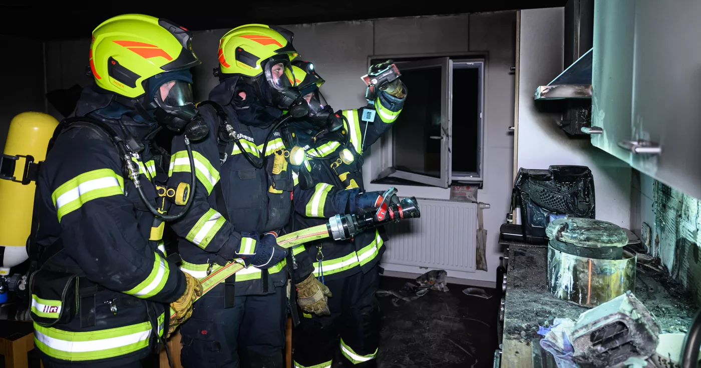 Titelbild: Brand in einem Wohnhaus in Hargelsberg