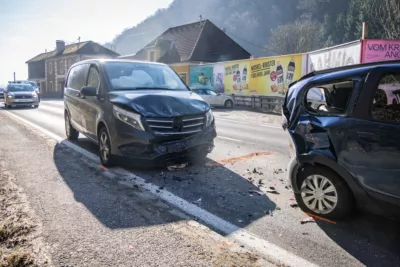 3 Verletzte bei Verkehrsunfall im Haselgraben BAYER-AB2-5083.jpg