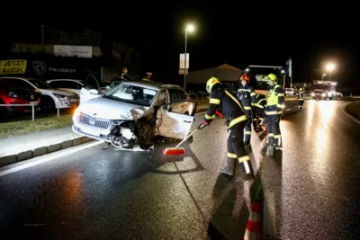 Verkehrsunfall in Wolfern glimpflich ausgegangen MADER-20240202010093190-014.jpg