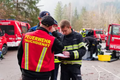 Großübung in Klaus an der Pyhrnbahn fordert zahlreiche Einsatzkräfte A7402096-b.jpg