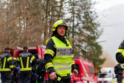 Großübung in Klaus an der Pyhrnbahn fordert zahlreiche Einsatzkräfte A7402111-b.jpg