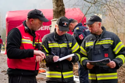 Großübung in Klaus an der Pyhrnbahn fordert zahlreiche Einsatzkräfte A7402119-b.jpg