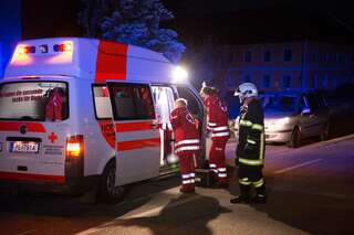 Frontalzusammenstoß im Ortsgebiet unfall-furth_02.jpg