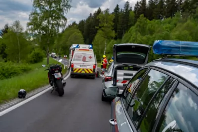 Motorradfahrer in Vorderweissenbach tödlich verunglückt A7404145-2400.jpg