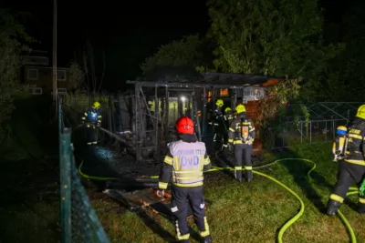 Hütte mit Hühnern und Tauben in Steyr in Flammen SB-2024052022451142-012.jpg