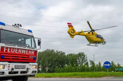 Verkehrsunfall im Bereich der Donaubrücke - Sechs Personen verletzt SB-20240525085154-034.jpg