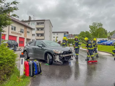 Kreuzungskollision in Schlierbach fordert zwei verletzte IMG-5013.jpg