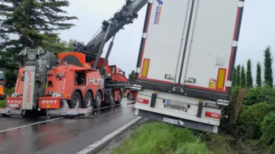 LKW-Unfall auf der B139: Aufwändige Bergung notwendig TEAM-202405281607160715-005.jpg