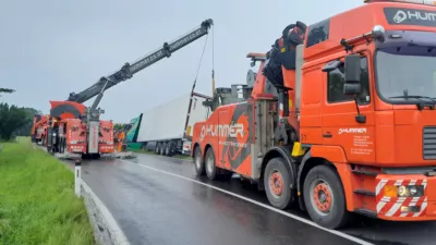 LKW-Unfall auf der B139: Aufwändige Bergung notwendig TEAM-202405281607160735-006.jpg