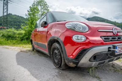 Verkehrsunfall in Steinfelden fordert eine verletzte Person DSC-1771.jpg