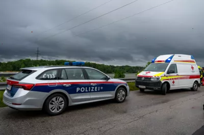 Kajakunfall auf der Donau bei Mauthausen BRANDSTAETTER-20240531-40.jpg