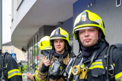 Langwieriger Kellerbrand in Mehrparteienhaus in Perg BRANDSTAETTER-20240531-146.jpg