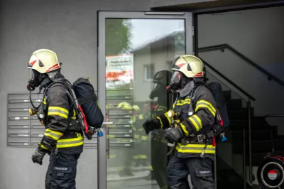 Langwieriger Kellerbrand in Mehrparteienhaus in Perg BRANDSTAETTER-20240531-152.jpg