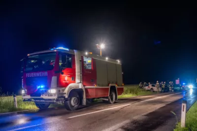 Nächtlicher Verkehrsunfall in Strienzing fordert eine verletzte Person DSC-1910.jpg