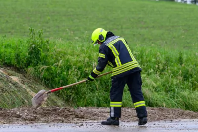 Starker Niederschlag und heftiger Regen - Feuerwehren im Dauereinsatz FOKE-2024060316352142-024.jpg