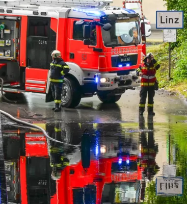 Starker Niederschlag und heftiger Regen - Feuerwehren im Dauereinsatz GABRIEL-2024060314142990-001.jpg