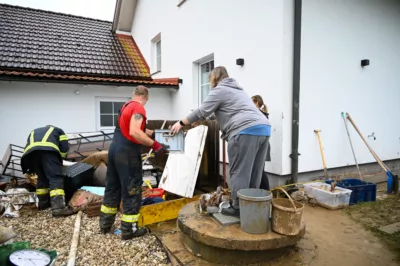 Vier Häuser nach Feldrutsch schwer beschädigt DSC-3106.jpg