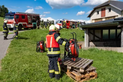 Brand auf landwirtschaftlichem Anwesen in Niederkappel A7405005-2400.jpg