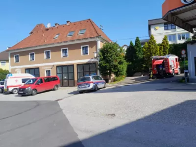 Brandeinsatz im ehemaligen Feuerwehrhaus von Gramastetten gramastetten-brand.jpg