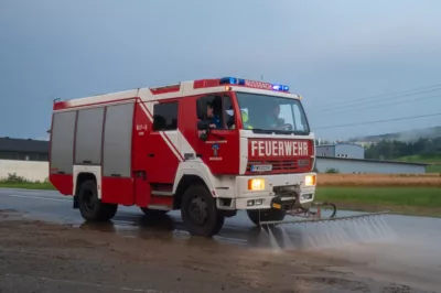 Schweres Gewitter forderte Einsatz der Feuerwehren und Straßenhalter DSC-2923.jpg