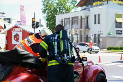 Fahrzeugbrand in Leonding erfolgreich gelöscht DSC-3364.jpg