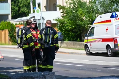 Fahrzeugbrand in Leonding erfolgreich gelöscht DSC-3390.jpg