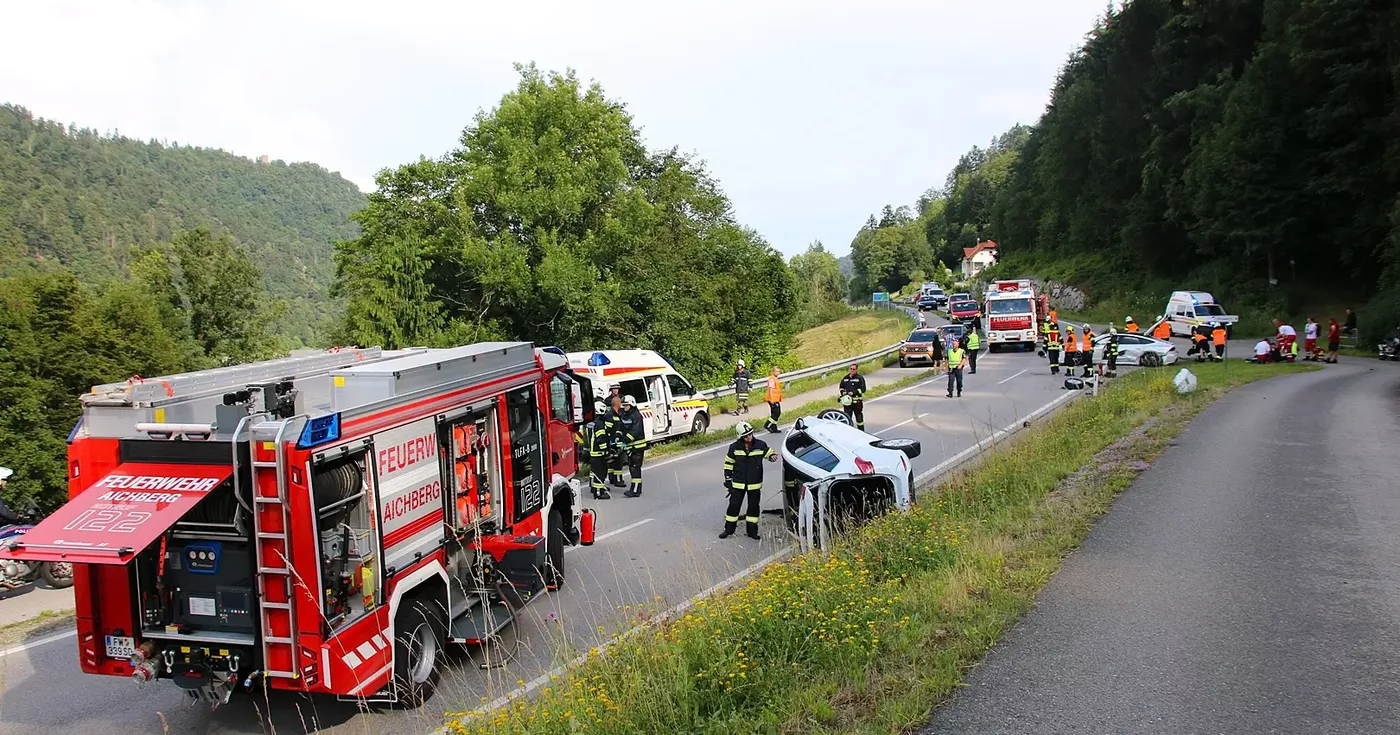 Schwerer Verkehrsunfall mit glimpflichem Ausgang