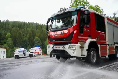 Vorbildliche Ersthelfer retten Verletzte bei Verkehrsunfall in Weitersfelden DSC07041.jpg
