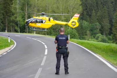 Vorbildliche Ersthelfer retten Verletzte bei Verkehrsunfall in Weitersfelden DSC07089.jpg