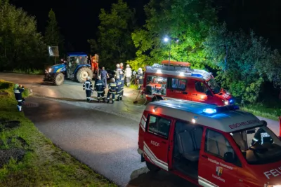 Fahrzeugbergung nach Unfall: Fahrer unverletzt A7405712-2400.jpg