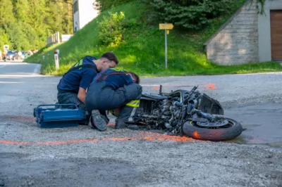 Schwerer Motorradunfall fordert zwei Verletzte - Feuerwehr, Notarzthubschrauber und Polizei im Einsatz DSC-6236.jpg