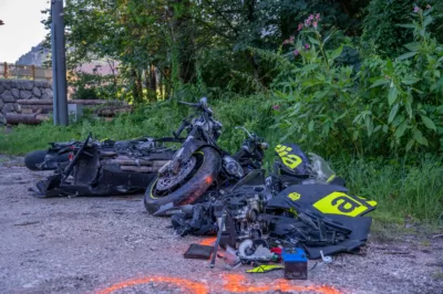 Schwerer Motorradunfall fordert zwei Verletzte - Feuerwehr, Notarzthubschrauber und Polizei im Einsatz DSC-6267.jpg