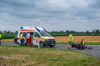 Auffahrunfall zwischen PKW und Roller in Pettenbach - Polizei und Rotes Kreuz im Einsatz DSC-6305.jpg