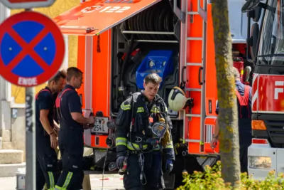 Brand in einem Geschäftsgebäude in Linz-Ebelsberg TEAM-2024072611366315-027.jpg