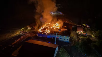 22 Feuerwehren bei Großbrand im Bezirk Perg im Einsatz BRANDSTAETTER-20240801-13.jpg