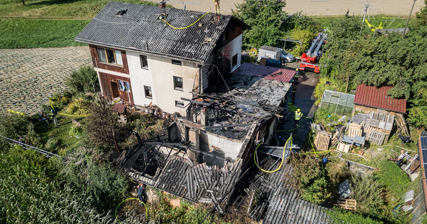 Explosion in Feuerwerkslager