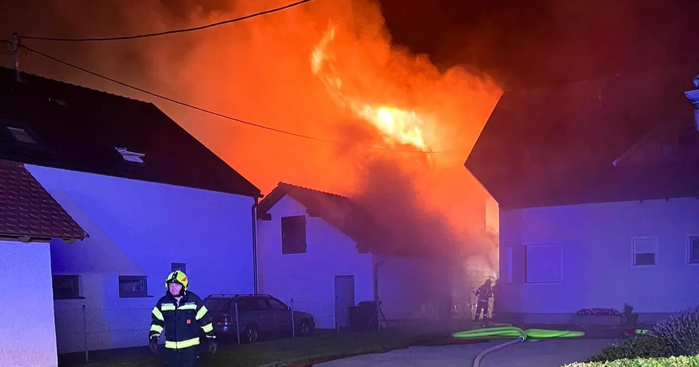 Titelbild: Wirtshaus bei Großbrand in Eschenau zerstört