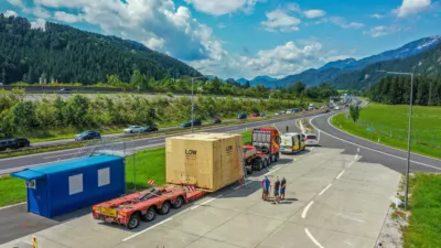 Defekter Schwertransport blockierte A9 zwischen St. Pankraz und Windischgarsten 7CC8FB2262EFE69D383FD6E3563D79C5.jpg