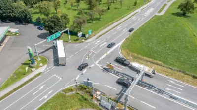 Defekter Schwertransport blockierte A9 zwischen St. Pankraz und Windischgarsten DJI-0917.jpg